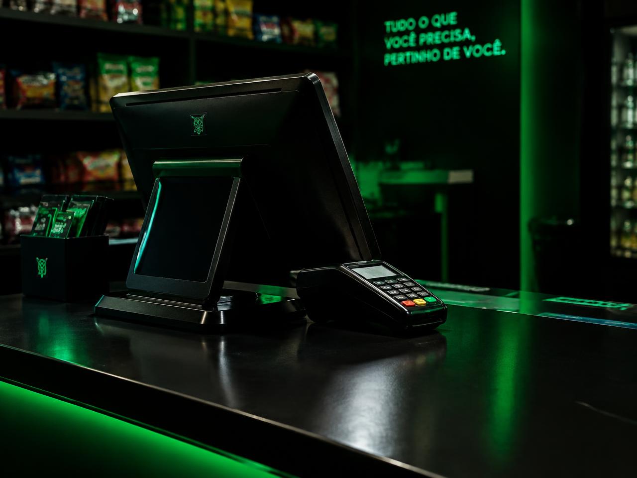 Caixa de loja com sistema de automação comercial